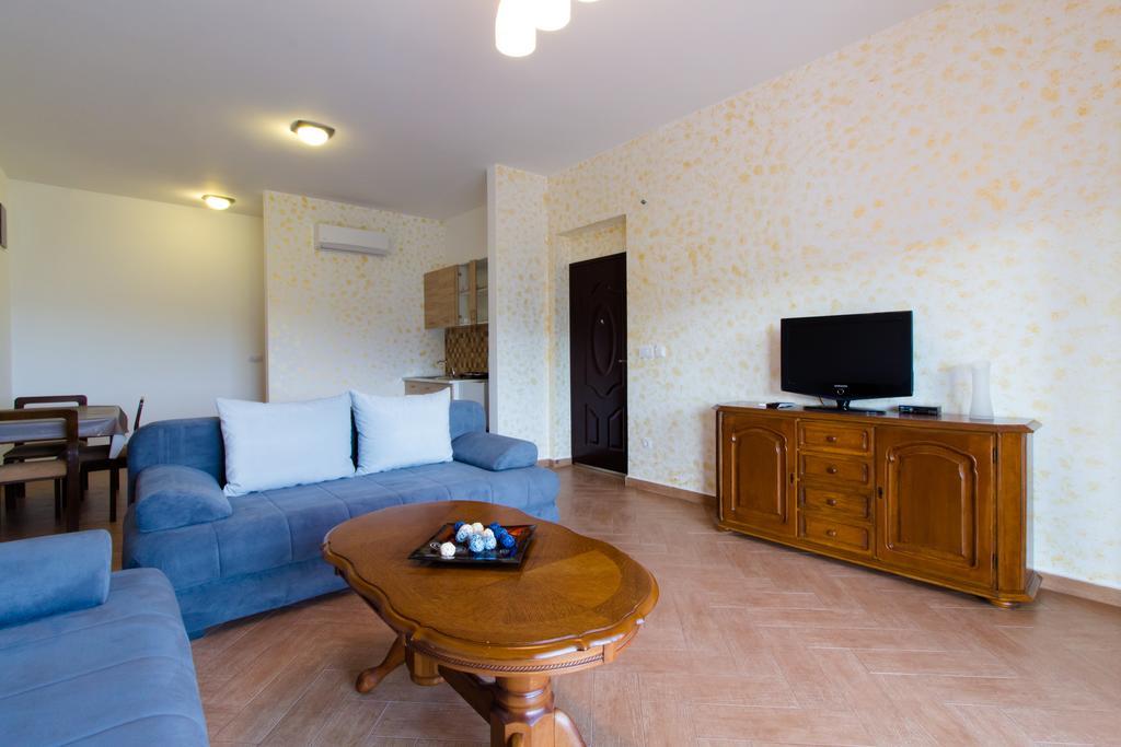 Apartments Kan Улцинь Экстерьер фото