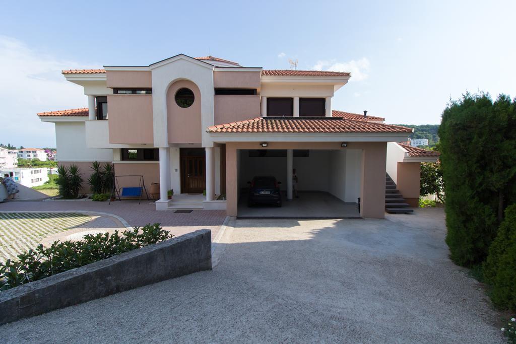 Apartments Kan Улцинь Экстерьер фото