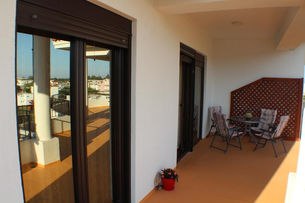 Apartments Kan Улцинь Экстерьер фото