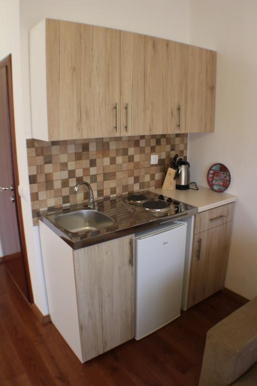 Apartments Kan Улцинь Экстерьер фото