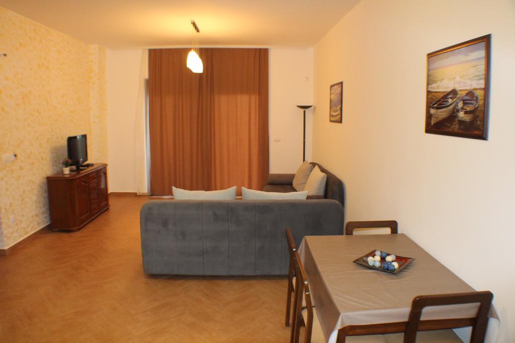 Apartments Kan Улцинь Экстерьер фото