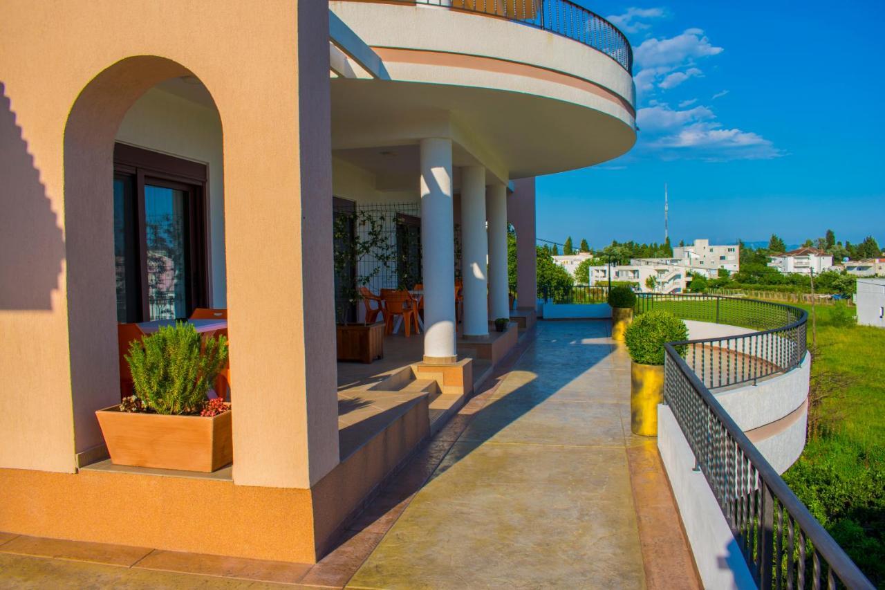 Apartments Kan Улцинь Экстерьер фото